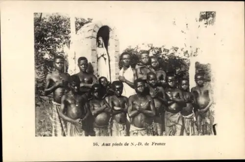 Ak Aux pieds de ND de France, Afrikaner, Marienstatue