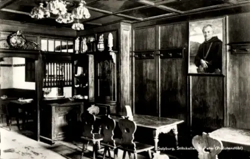 Ak Salzburg in Österreich, Stiftskeller, St. Peter,  Holzvertäfelung, Porträt