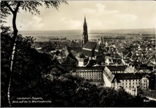 Ak Landshut in Niederbayern,  Blick auf die St. Martinskirche