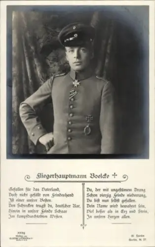 Ak Fliegerhauptmann Boelcke, Porträt in Uniform