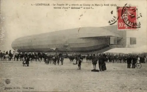 Ak Lunéville Meurthe et Moselle, Zeppelin No 4, Champ de Mars, 3. April 1913