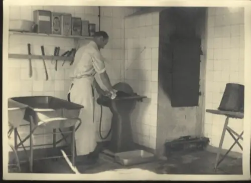 Original Foto Berlin Altglienicke, Fleischerei Lebsa, um 1948