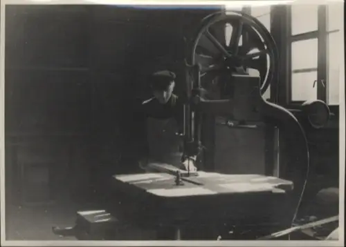 Original Foto Berlin Weißensee, Langhansstraße 64, Tischlerei Springer, um 1948