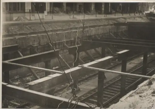 Original Foto Berlin Wilmersdorf, Bauarbeiten am U-Bahnhof Nürnberger Platz, um 1945/46