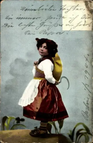 Ak Mädchen mit Sichel, Porträt