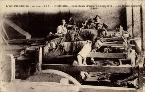 Ak Thiers Puy de Dôme, Interieur d'une Coutellerie, Les Remouleurs, Messerschleifer