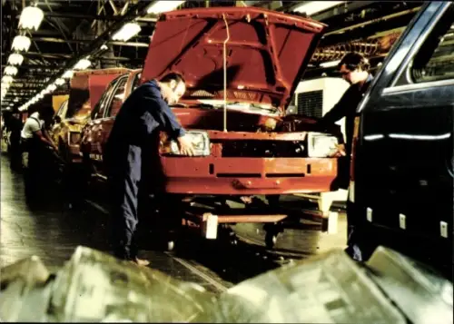 Ak Rüsselsheim am Main Hessen, Opel-Montageband, Karosserie-Fertigmontage