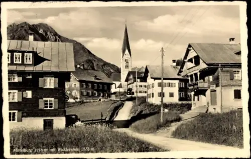 Ak Mittelberg Vorarlberg, Widderstein, Gebäude, Kirchturm, Telefonmast
