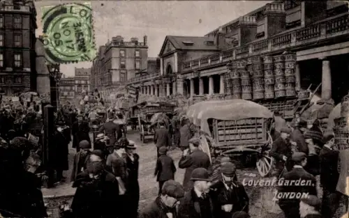 PC London City, England, Covent Garden