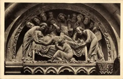 Ak Strasbourg Straßburg Elsass Bas Rhin, Relief mit Figuren, Darstellung der Beweinung, Kathedral