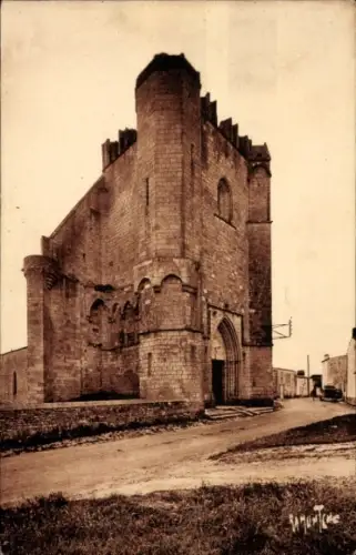 Ak Marsilly Charente Maritime, Kirche St. Peter, Gotischer Glockenturm