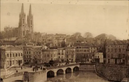 Ak Niort Deux Sèvres, Stadtansicht, Kirche, alte Brücken, Niort