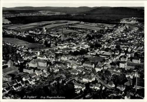 Ak St. Ingbert im Saarland, Luftaufnahme von  Stadtansicht, Häuser, Straßen