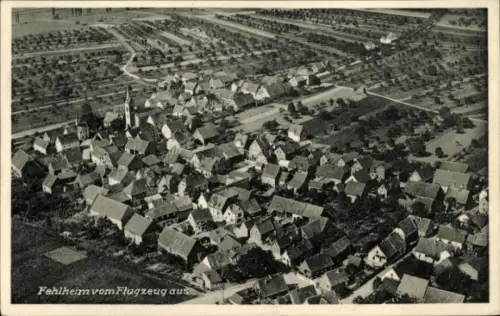Ak Fehlheim Bensheim an der Bergstraße Hessen, Luftaufnahme von  Häuser, Straßen, Bäume