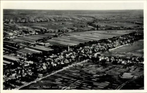 Ak Schaidt Wörth am Rhein in der Pfalz, Luftaufnahme von Schaidt, Pfalz, Felder, Häuser, Kirche