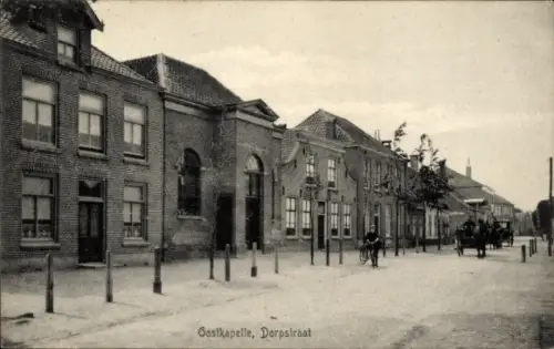 Ak Oostkapelle Walcheren Zeeland, Dorfstraße