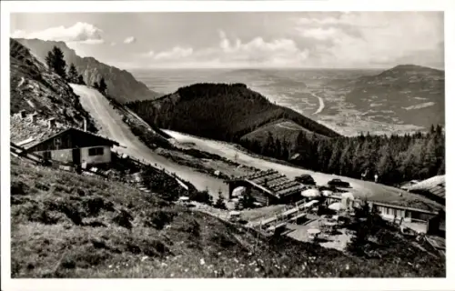Ak Salzburg in Österreich, Tiefblick auf Stadt mit Untersberg, Rossfeld Café Malerstüberl