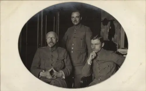 Foto Ak Gliwice Gleiwitz Oberschlesien, Ärzte der niederländischen Ambulanz, Dr. Vinkhuizen, 1. WK