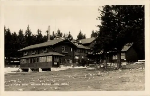 Ak Hohe Wand Niederösterreich,  Wilhelm Elchert Hütte, 1065m, Wald, Gebäude