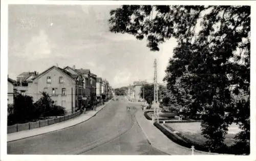 Ak Gießen an der Lahn Hessen, Straße mit Häusern, Bäume,  Ludwigsplatz