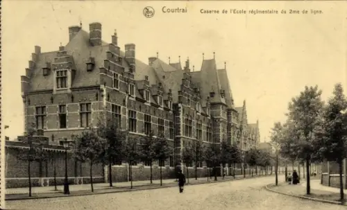 Ak Kortrijk Courtrai Westflandern, Caserne de l'Ecole régimentaire,   Militärgebäude