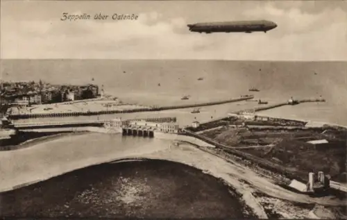 Ak Oostende Ostende Westflandern, Gesamtansicht, Zeppelin
