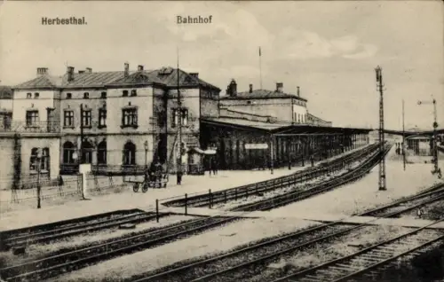 Ak Herbesthal Lontzen Wallonien Lüttich, Bahnhof, Gleisseite, La Gare