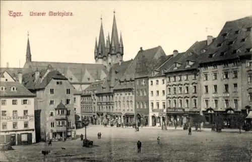 Ak Eger Erlau Ungarn,  Unterer Marktplatz, Gebäude, Geschäfte, Kirche