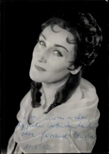 Foto Sopranistin Gertraud Brengler, Portrait, Autogramm