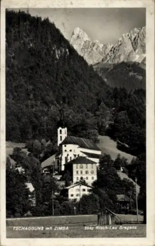 Ak Tschagguns in Vorarlberg, Tschagguns mit Zimba, Berge im Hintergrund, 