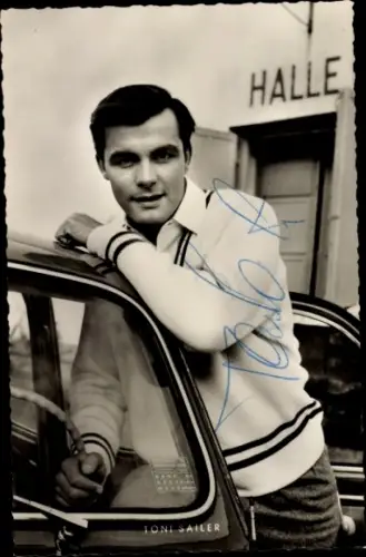 Ak Schauspieler und Skirennfahrer Toni Sailer, Portrait, Autogramm, Der schwarze Blitz