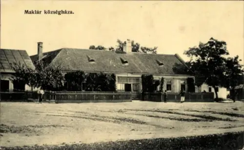 Ak Maklar Ungarn, Dorfgemeinschaftshaus