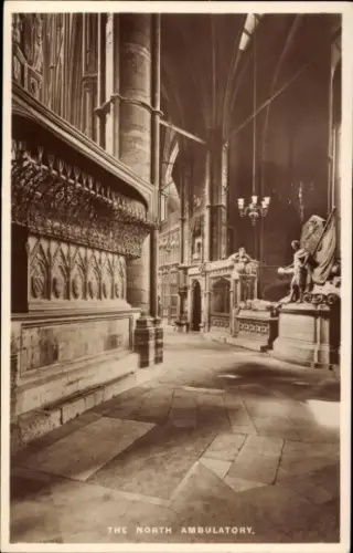 Ak City of Westminster London England, Nordambulanz, königliche Gräber, Grab von Eleanor von Kast