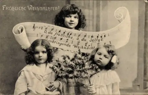 Ak Fröhliche Weihnachten, Portrait dreier Mädchen, Noten
