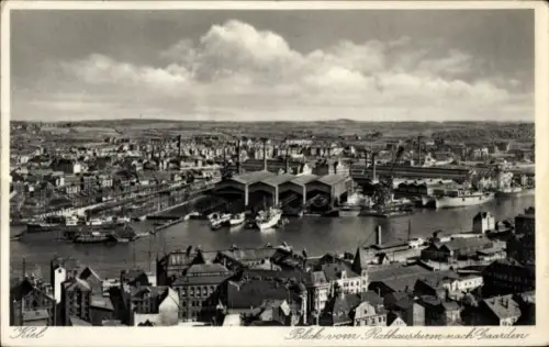 Ak Gaarden Kiel, Blick vom Rathausturm nach Gaarden, Hafenansicht, Schiffe, Stadtansicht