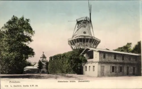 Ak Potsdam, Historische Mühle,  Windmühle, Gebäude