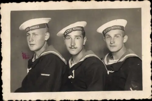 Foto Kraljevska Mornarica, Jugoslawische Marine, Seeleute in Uniformen