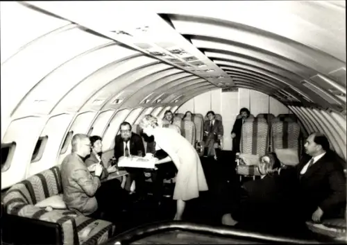 Foto Menschen im Flugzeug, Innenansicht