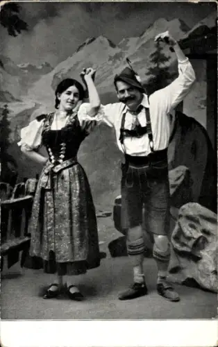 Ak Paar in Tracht, Tanzen
