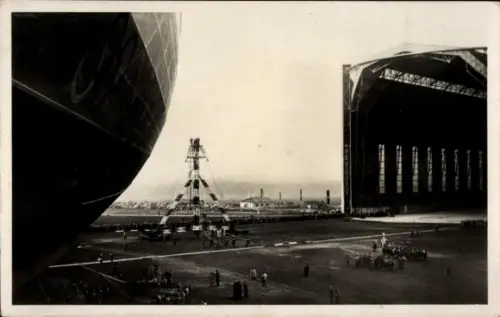 Ak Luftschiff der Deutschen Zeppelin-Reederei landet auf dem Flug und Luftschiffhafen Rhein-Main