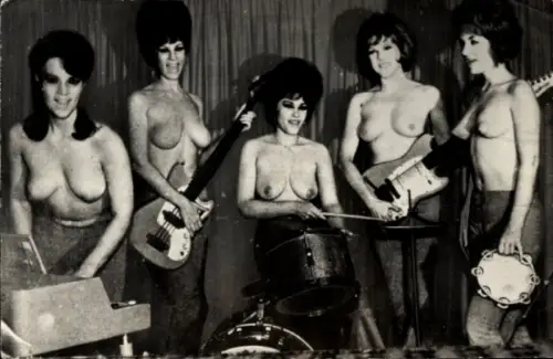 Foto Barbusige Frauen mit Musikinstrumenten, Erotik