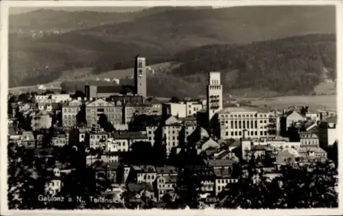 Ak Jablonec nad Nisou Gablonz an der Neiße Region Reichenberg,  Teilansicht, Stadtansicht, Berge 