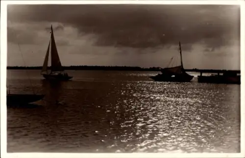 Ak Narva Narwa Estland, Wasserpartie, Segelboot