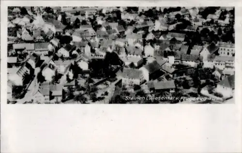 Ak Steinen in Baden Schwarzwald, Luftaufnahme von  Häuser, Bäume, Schwarz-Weiß-Foto