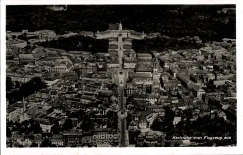 Ak Karlsruhe in Baden, Luftaufnahme von  Stadtansicht, Straßen und Gebäude