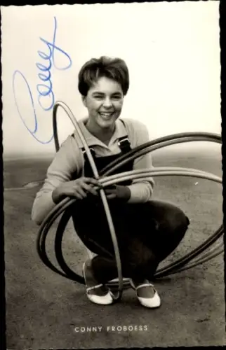 Ak Schauspielerin und Sängerin Conny Froboess, Portrait, Film Hula-Hopp, Conny