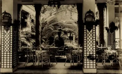 Ak Budapest Ungarn, Golfplatz, Statuen, Palmen, Restaurant, St. Gellért Hotel