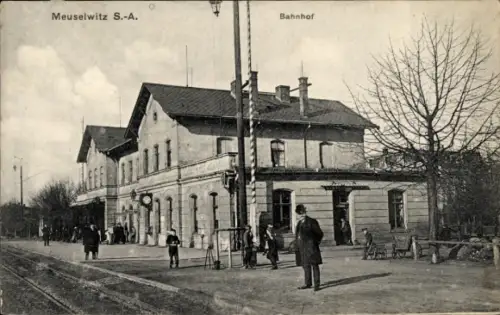 Ak Meuselwitz in Thüringen, Bahnhof Gleisseite