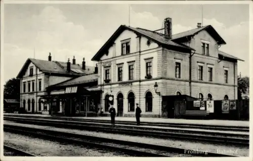 Ak Frohburg in Sachsen, Bahnhof, Gleisseite