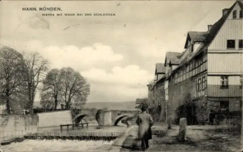 Ak Hann. Münden in Niedersachsen, HANN. MÜNDEN, WERRA MIT WEHR BEI DEN SCHLAGDEN, Fluss, Bäume, G